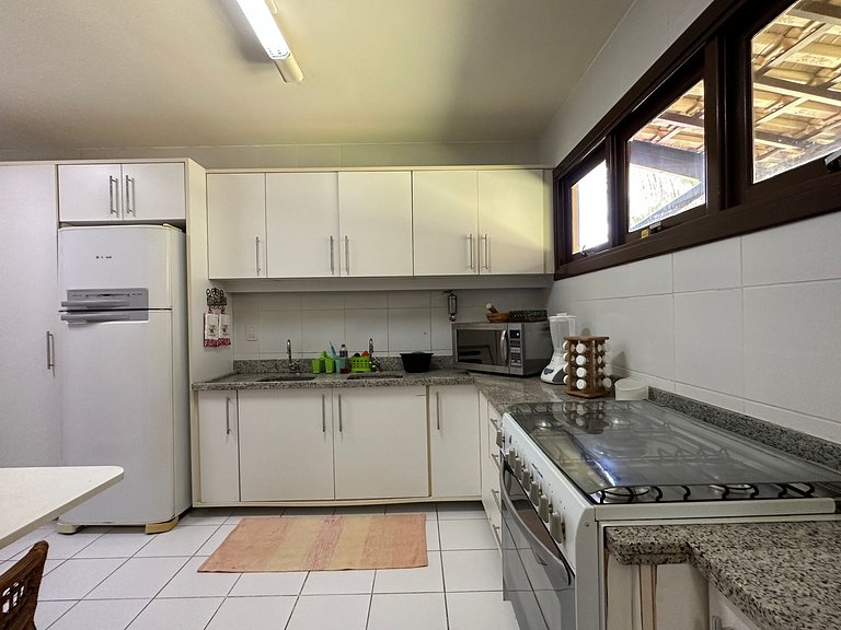 vacation rental house reserva imbassaí