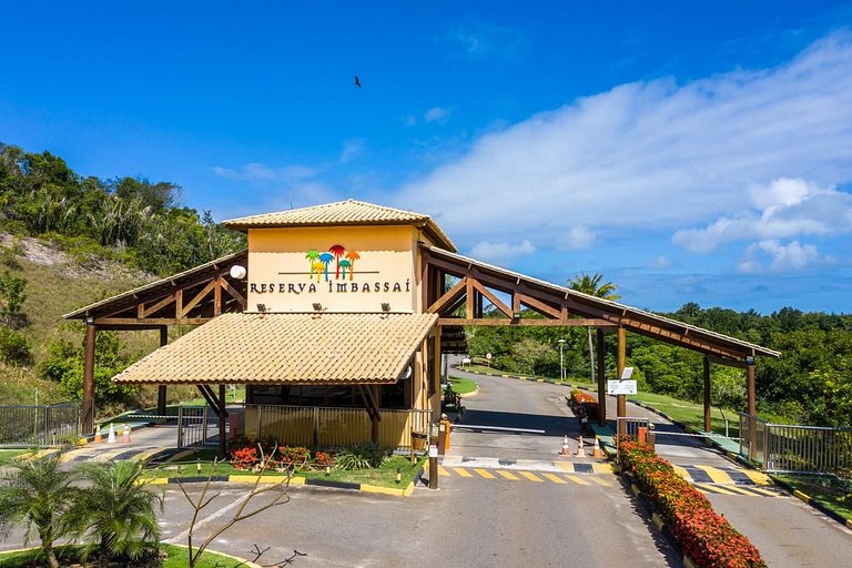 Reserva Imbassaí 1 bedroom ground floor apartment with barbe